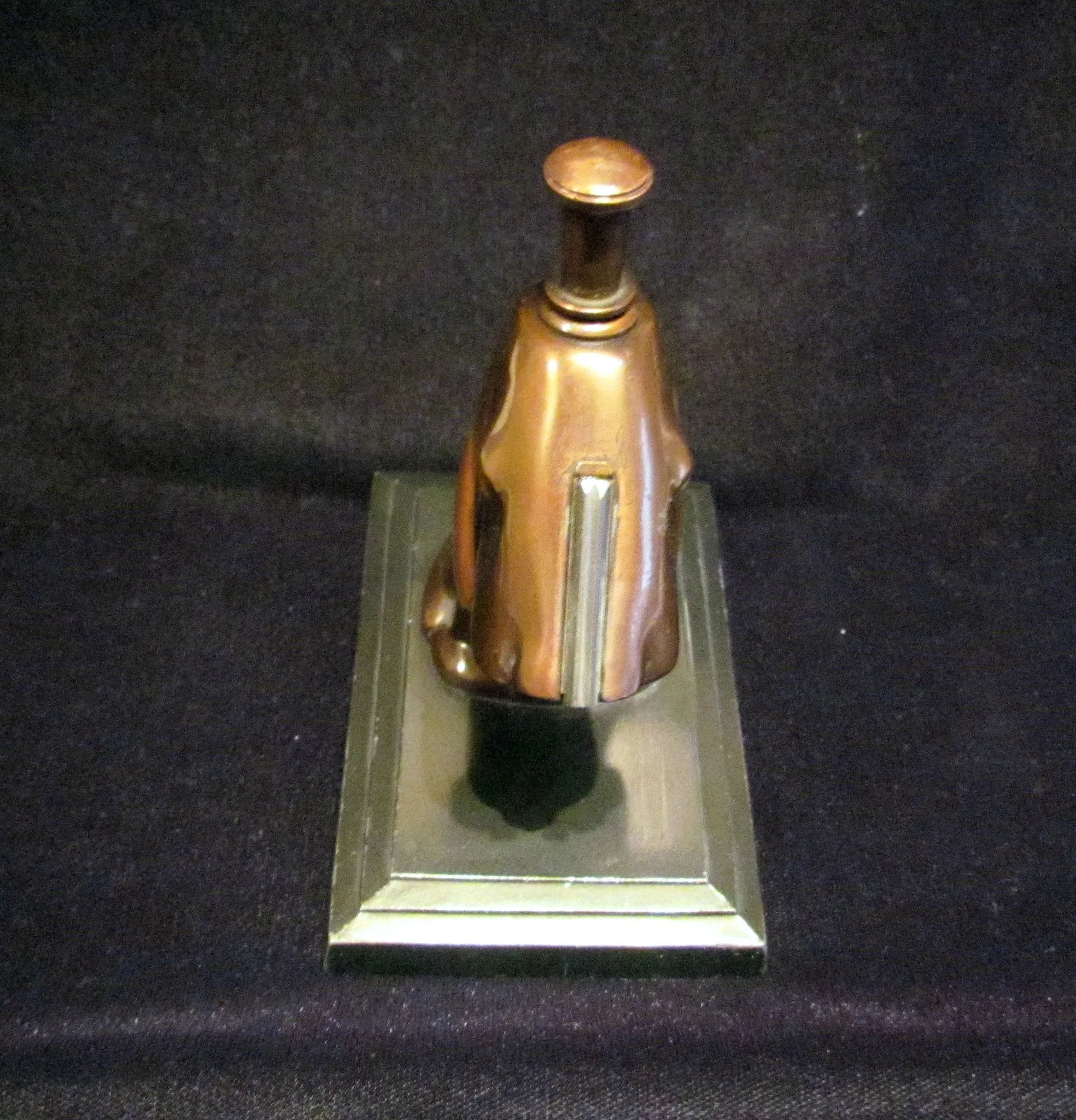 1930s Ronson Striker Lighter Bronze Hound Dog Art Deco Art Metal Works Working Lighter