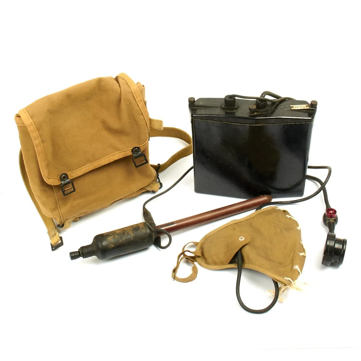 Original U.S. WWII Marine Paratrooper MAB Portable and Mobile Transmitter Radio - The Para-Talkie